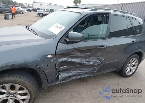 2012 BMW X5 xDrive35I/xDrive35I Premium/xDrive35I Sport Activity z USA, uszkodzony, nr VIN 5UXZV4C50CL765783